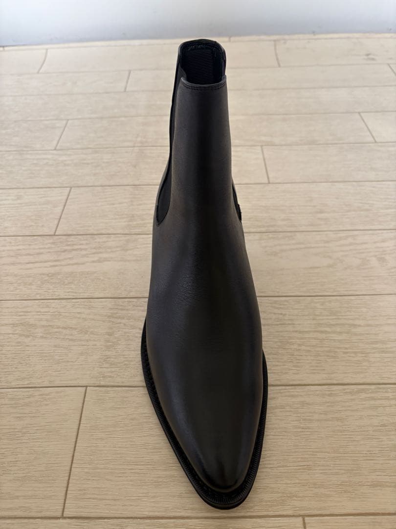 セリーヌ　カマルグバイカーチェルシーブーツ