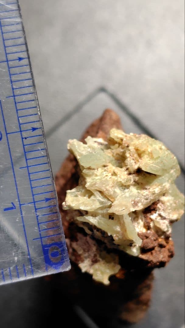 フォスフォフィライト　ボリビア産　1176