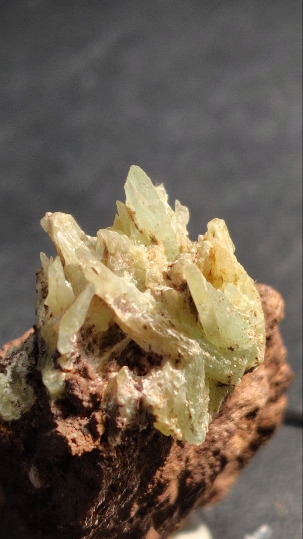 フォスフォフィライト　ボリビア産　1176