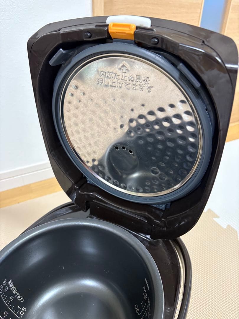 22年製　象印 NW-VH10 炊飯器 5.5合　ブラウン