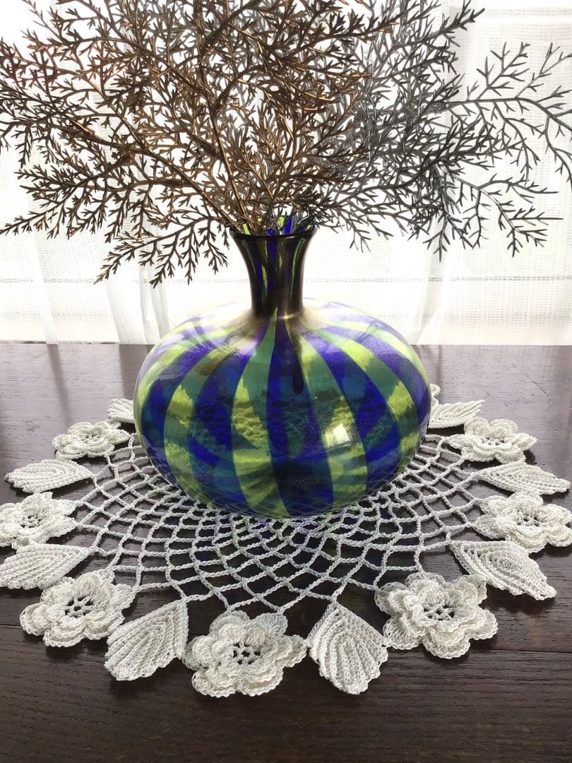 イタリア、ムラノガラスの花瓶