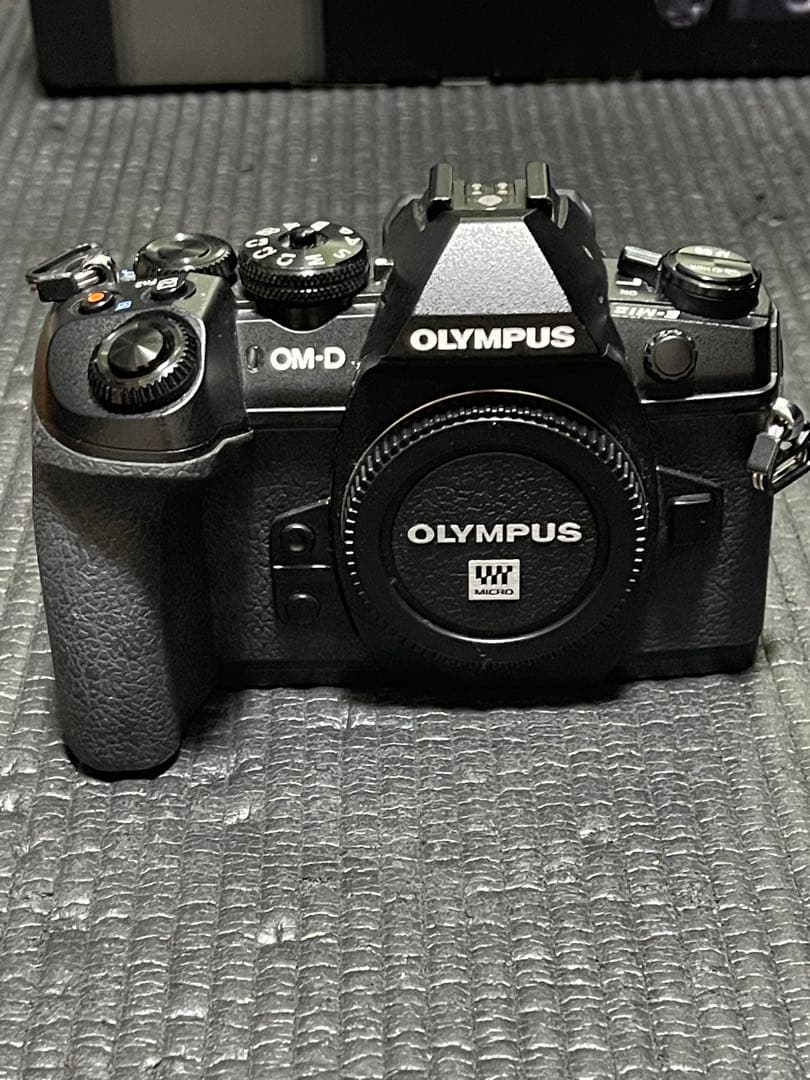 OLYMPUS OM-D E-M1 Mark II ブラック おまけ付