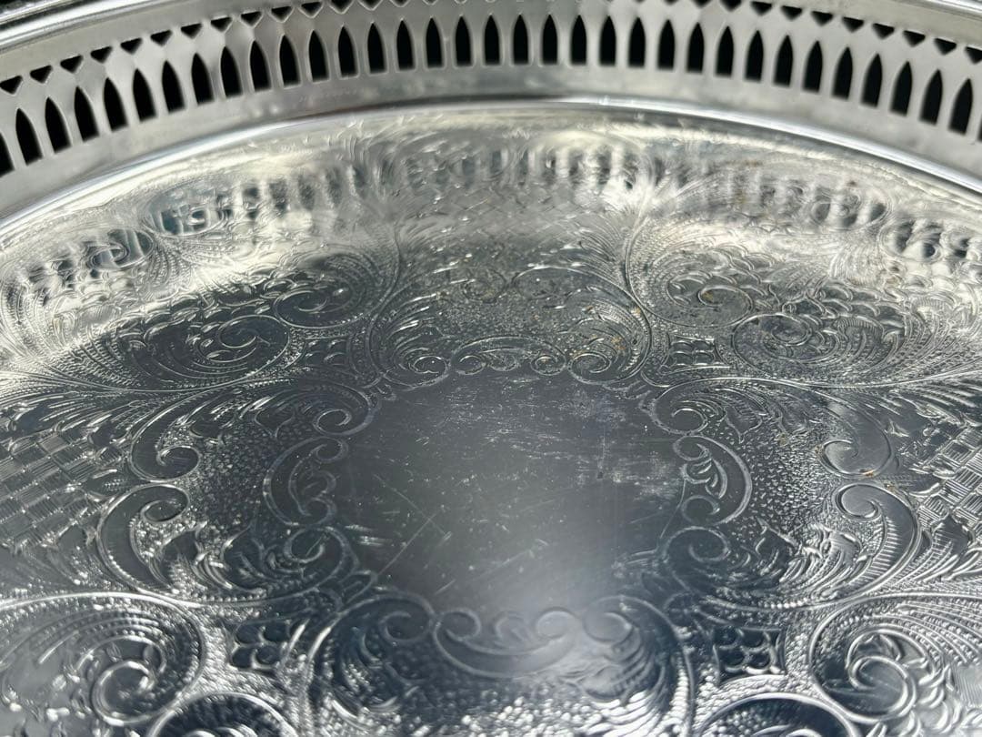 英国　アンティーク　銀メッキ　シルバープレート　トレイ・トレー　ヴィンテージ