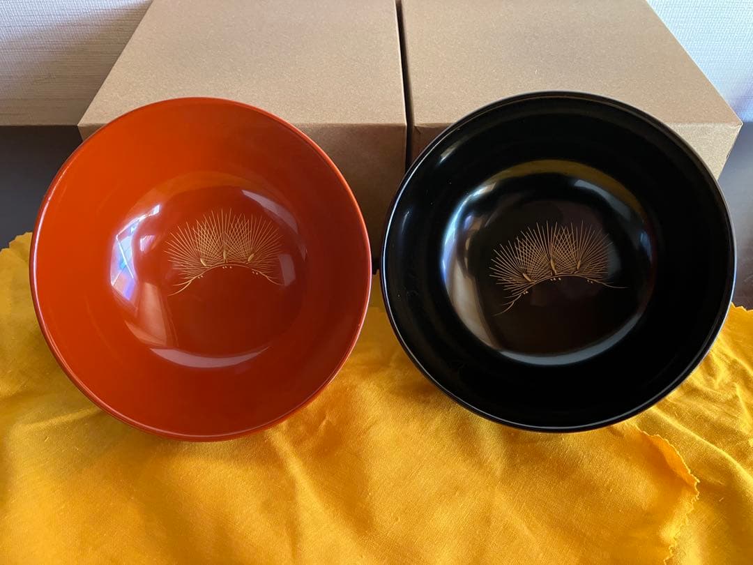 ＊さやちんさま専用＊　　　　　　　輪島塗　沈金　松　夫婦椀　お椀　２客　木製漆器