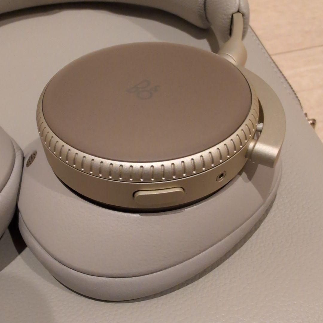 バング•アンド•オルフセン　Beoplay H100
