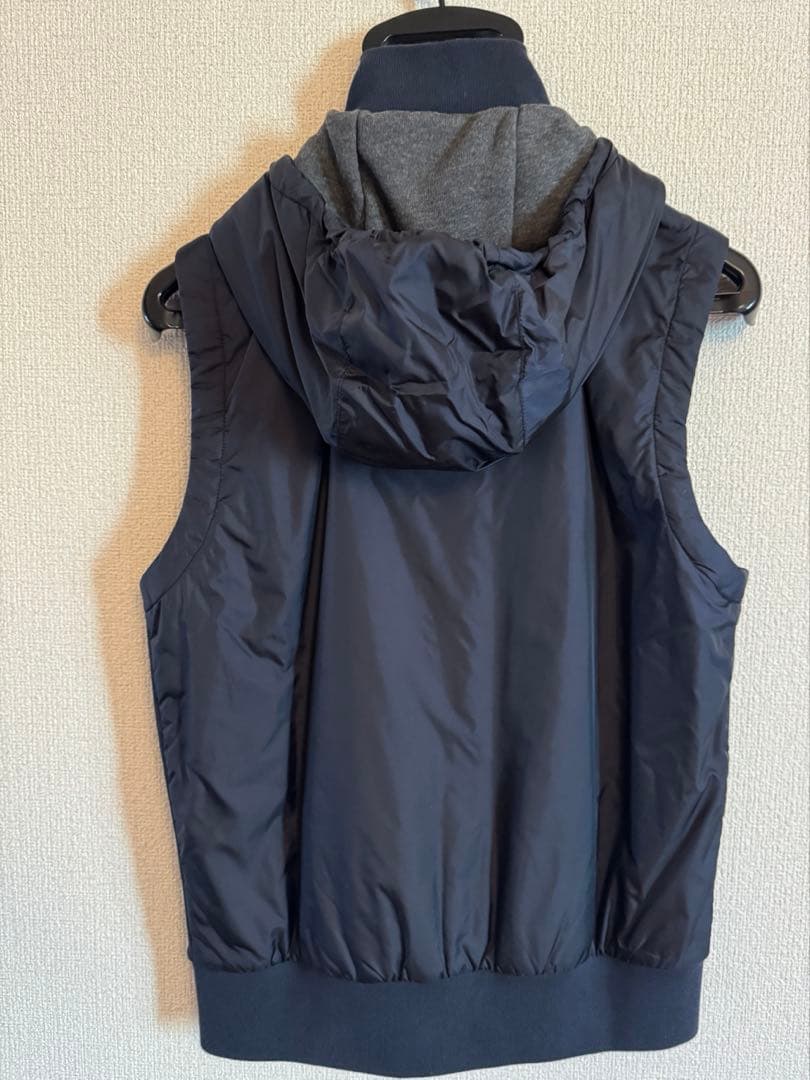 確実正規品！モンクレール　ベスト