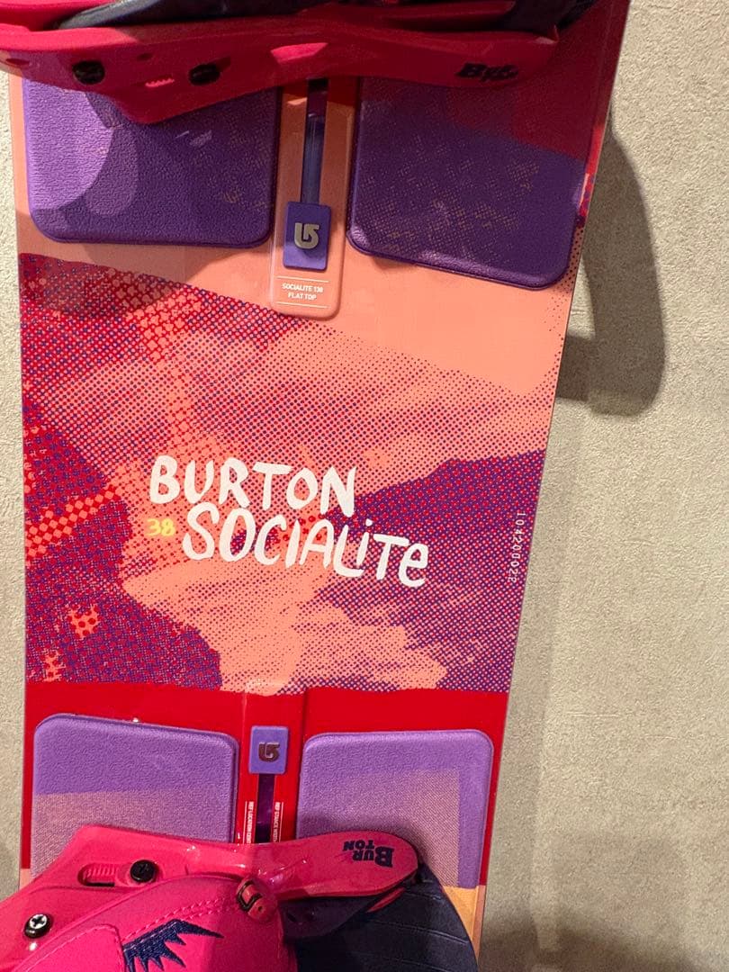 BURTON スノーボード　138cm SOCIALITE