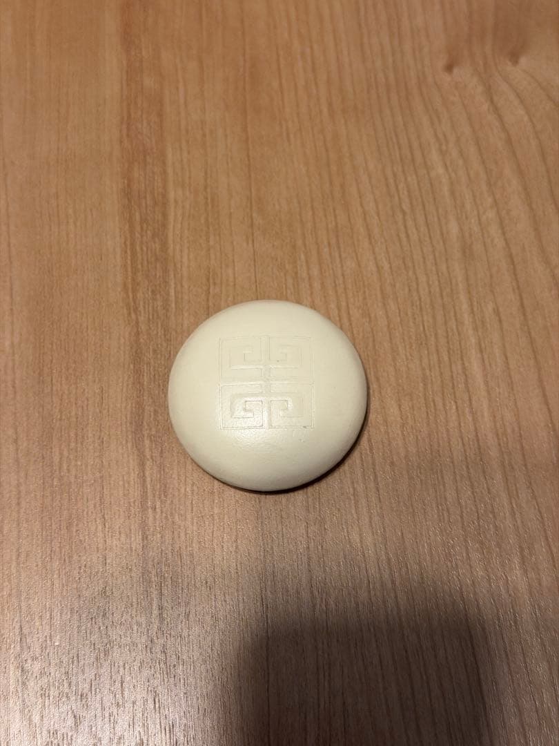 Givenchy アイボリー ハンドバッグ 箱付き