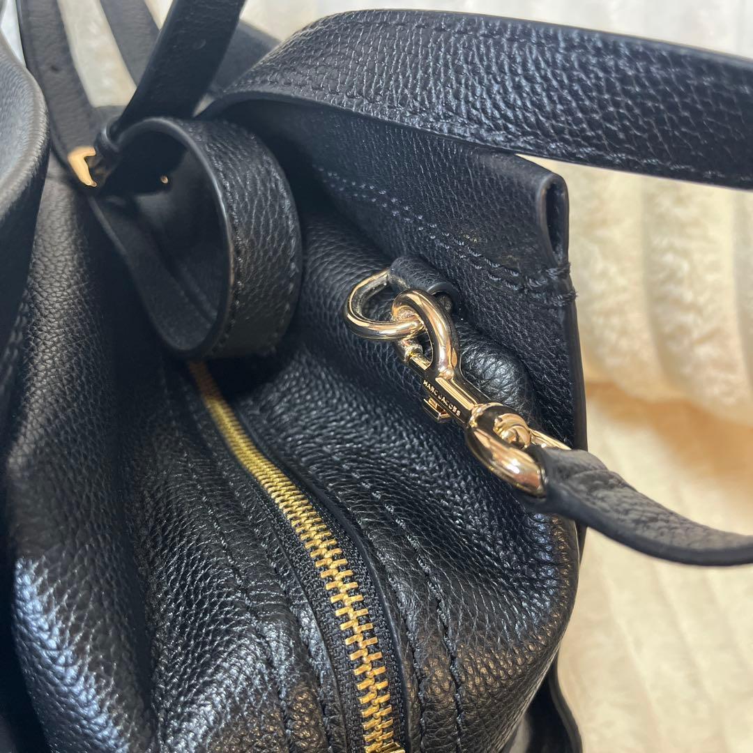 デ*ス様 黒いレザーショルダーバッグ