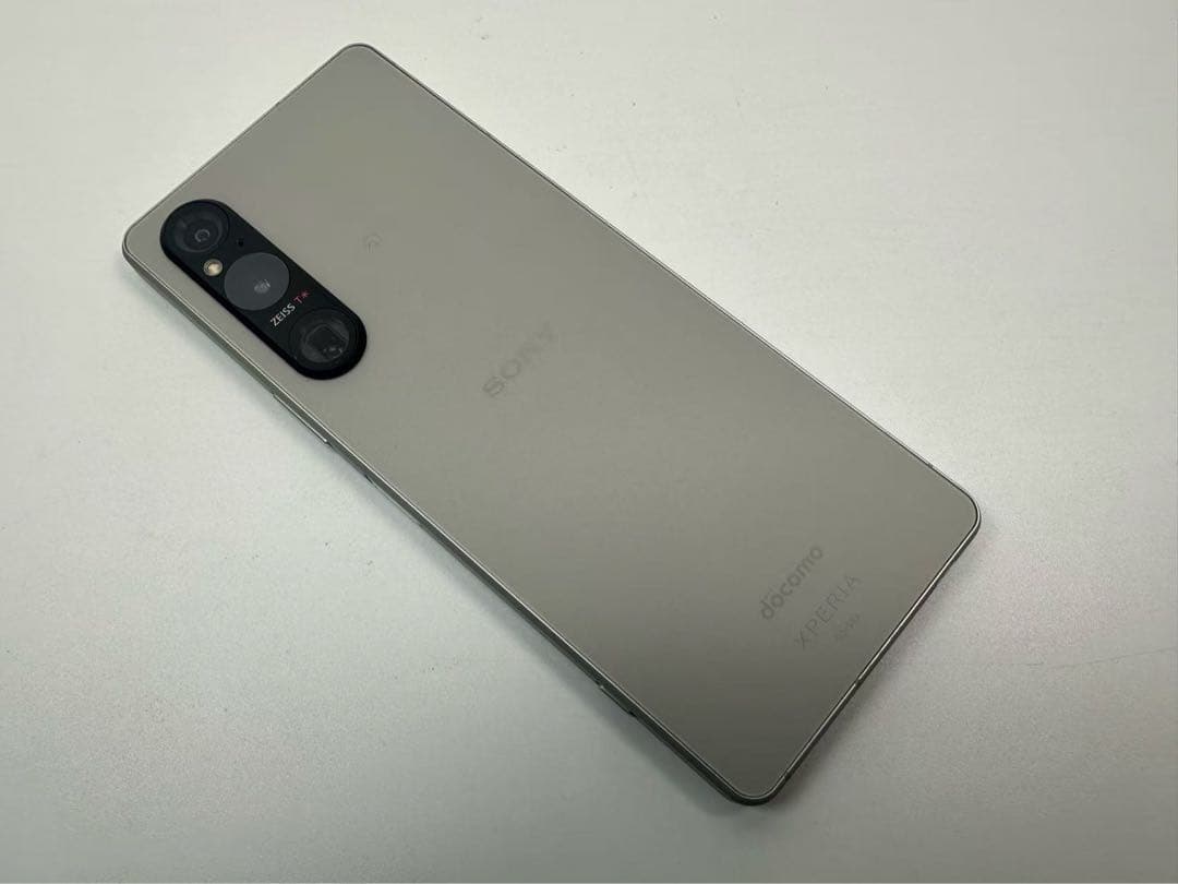 SONY Xperia 1 V docomo 256GB シルバー