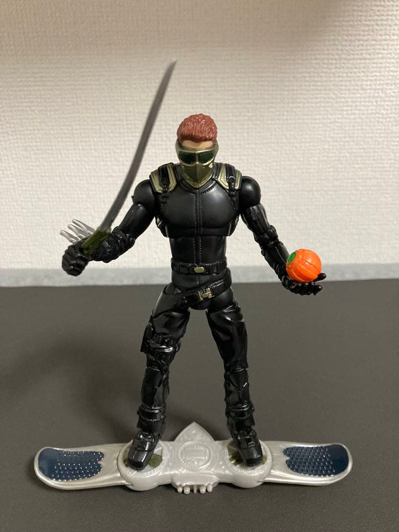 ニューゴブリン　フィギュア　スパイダーマン マーベルレジェンド 系