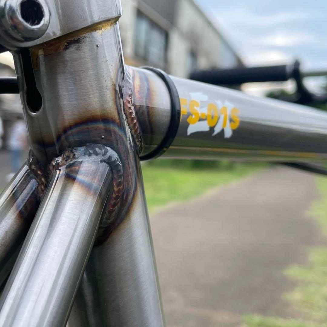 【完成車】INTRO7 クロモリフレーム ローカラー シングルギア ピスト