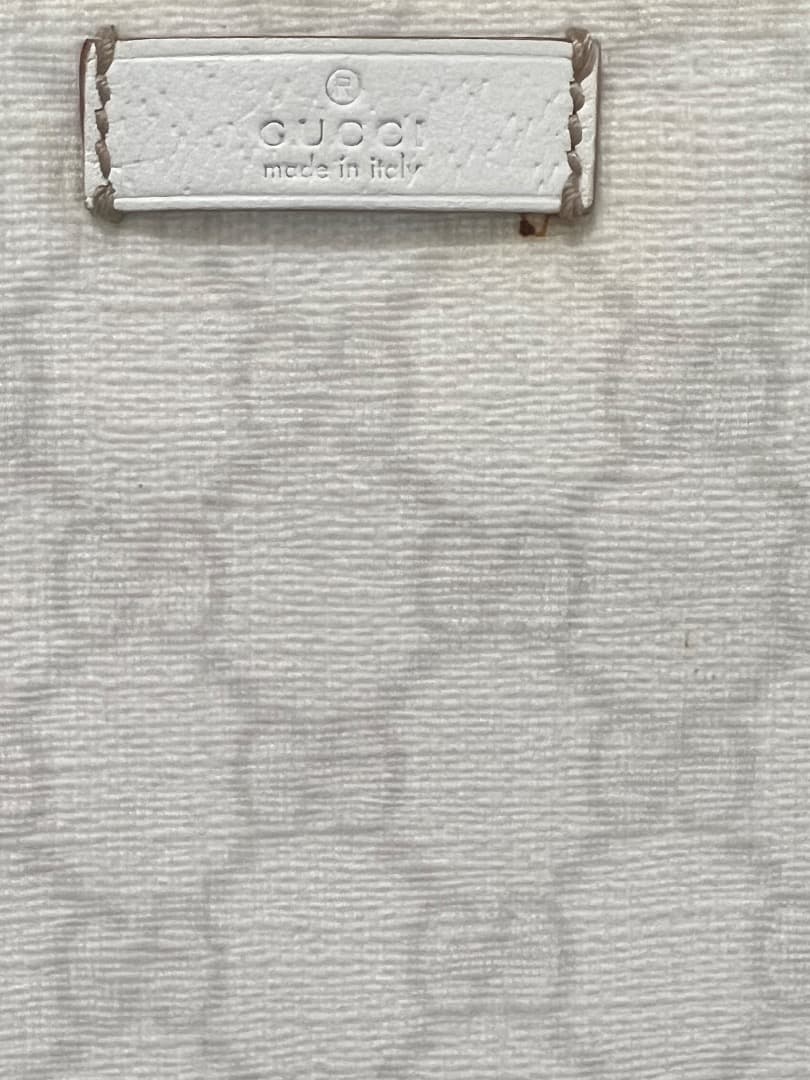 【週末限定値下げ】【希少品】【GUCCI グッチ】ショルダーバッグ　白