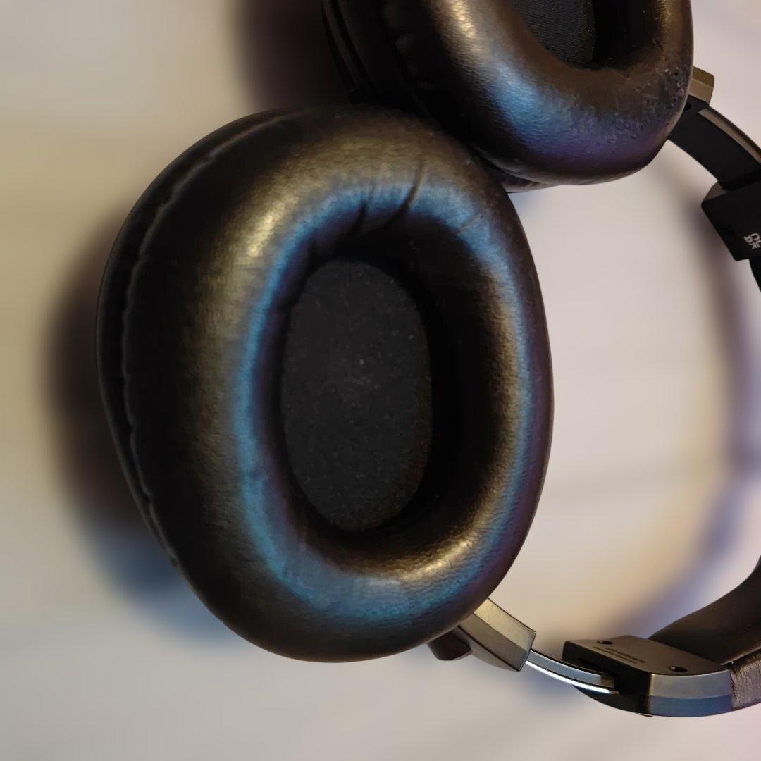 Audio-Technica ATH-m50xbt2ワイヤレスヘッドホン