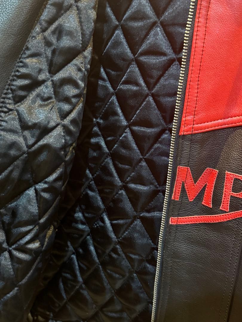 TRIUMPH レザージャケット　ブラック　レッド