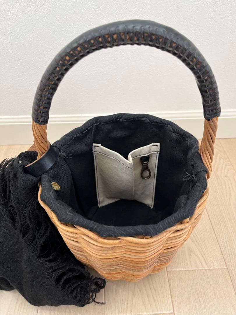 ebagos エバゴス　ブライドル バケツM バスケット ブラック