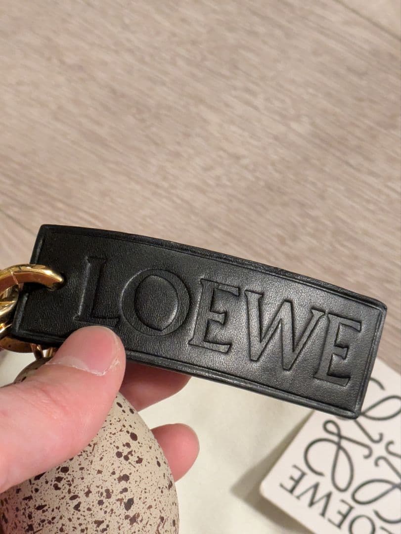 loewe　ロエベ　卵　キーリング
