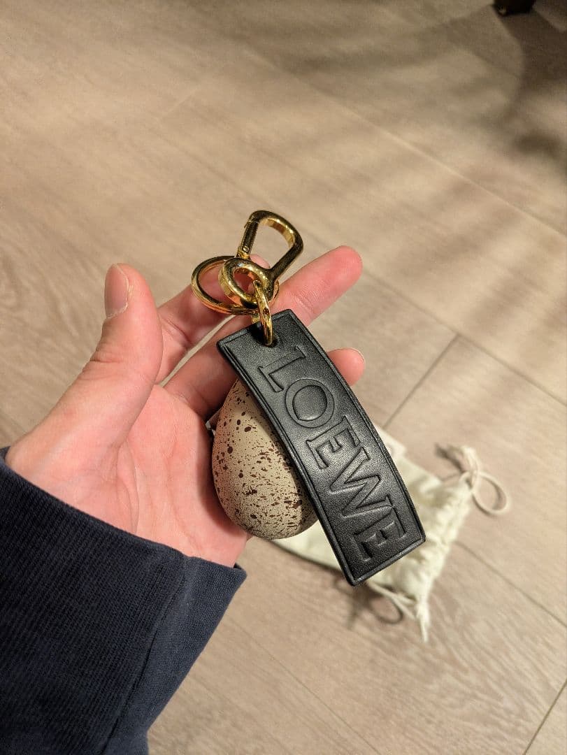 loewe　ロエベ　卵　キーリング
