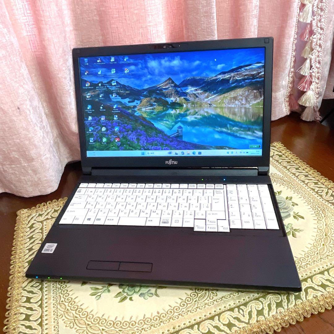 美品⭐︎第10世代Corei5⭐︎SSD⭐︎ブルーレイ⭐︎ノートパソコン オフィス付き