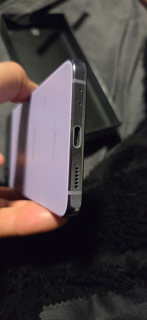 Galaxy Z Flip4 docomo パープル　お買い得