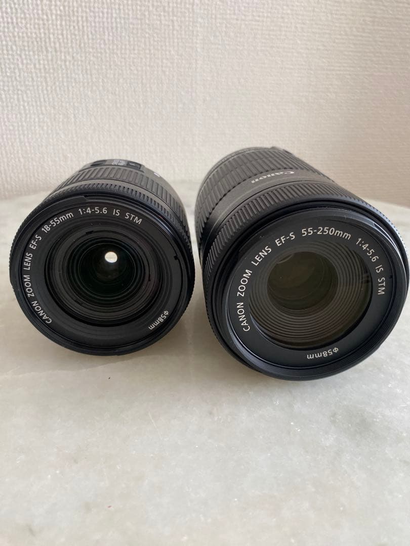 美品/Canon EOS Kiss X9 デジタル一眼レフ 2本レンズ説明書付き