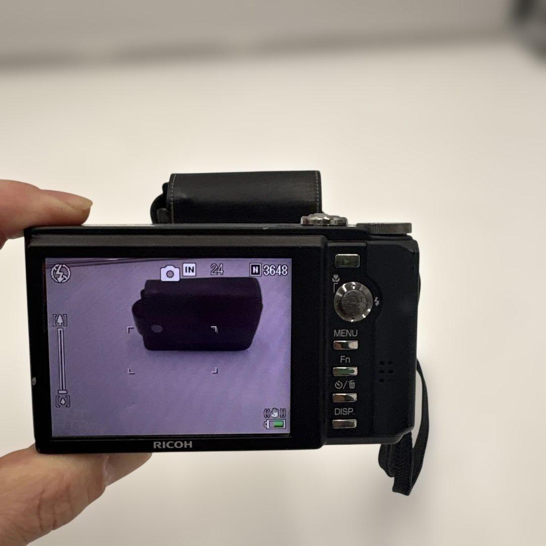 美品　RICOH R10 コンパクトデジタルカメラ