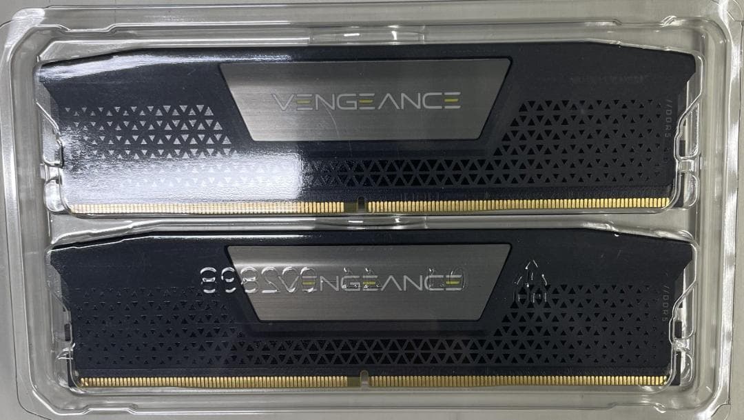 CORSAIR VENGEANCE DDR5 32GB 6000MHz　ほぼ新品