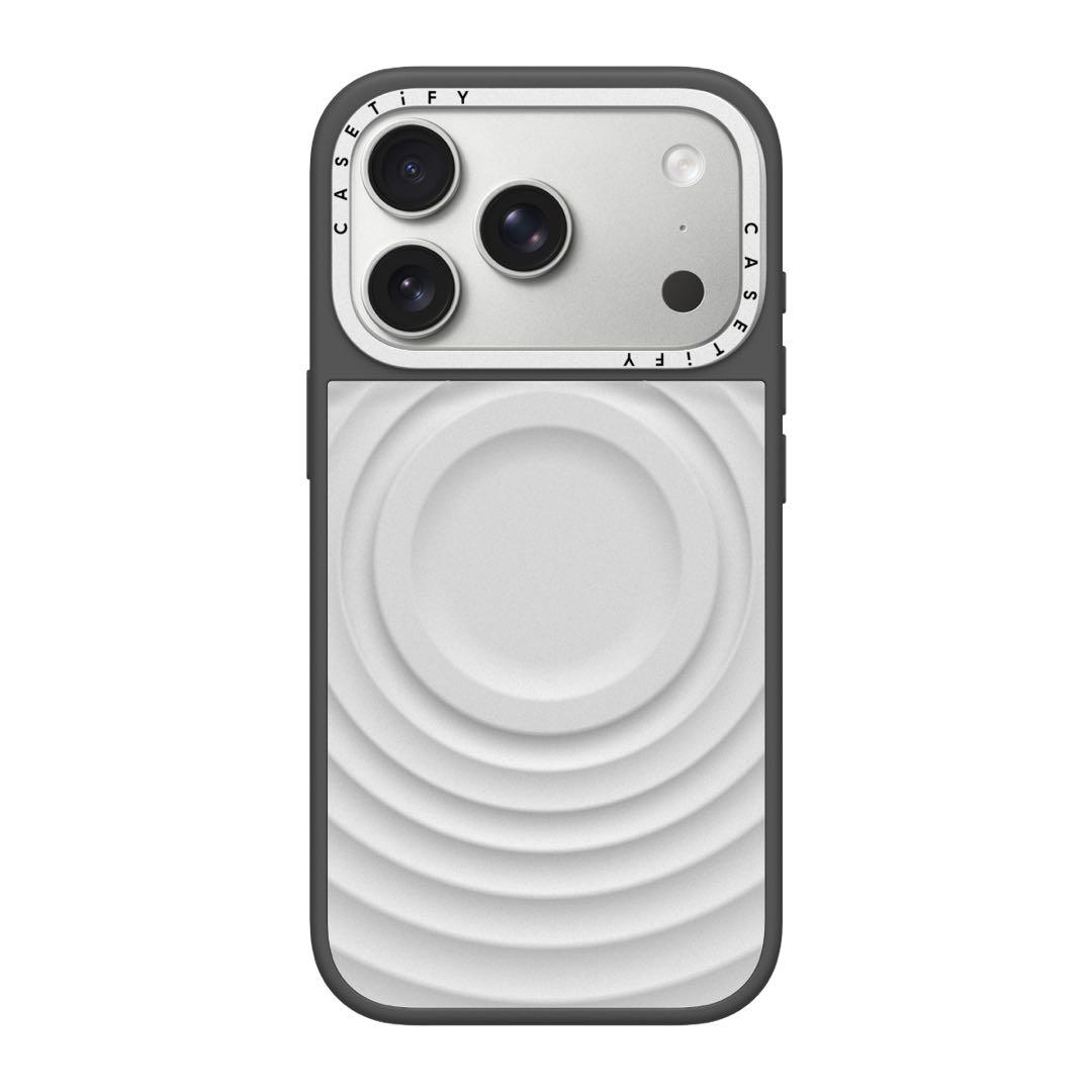 【美品】CASETiFY メタルウェーブケース iPhone 17 Pro