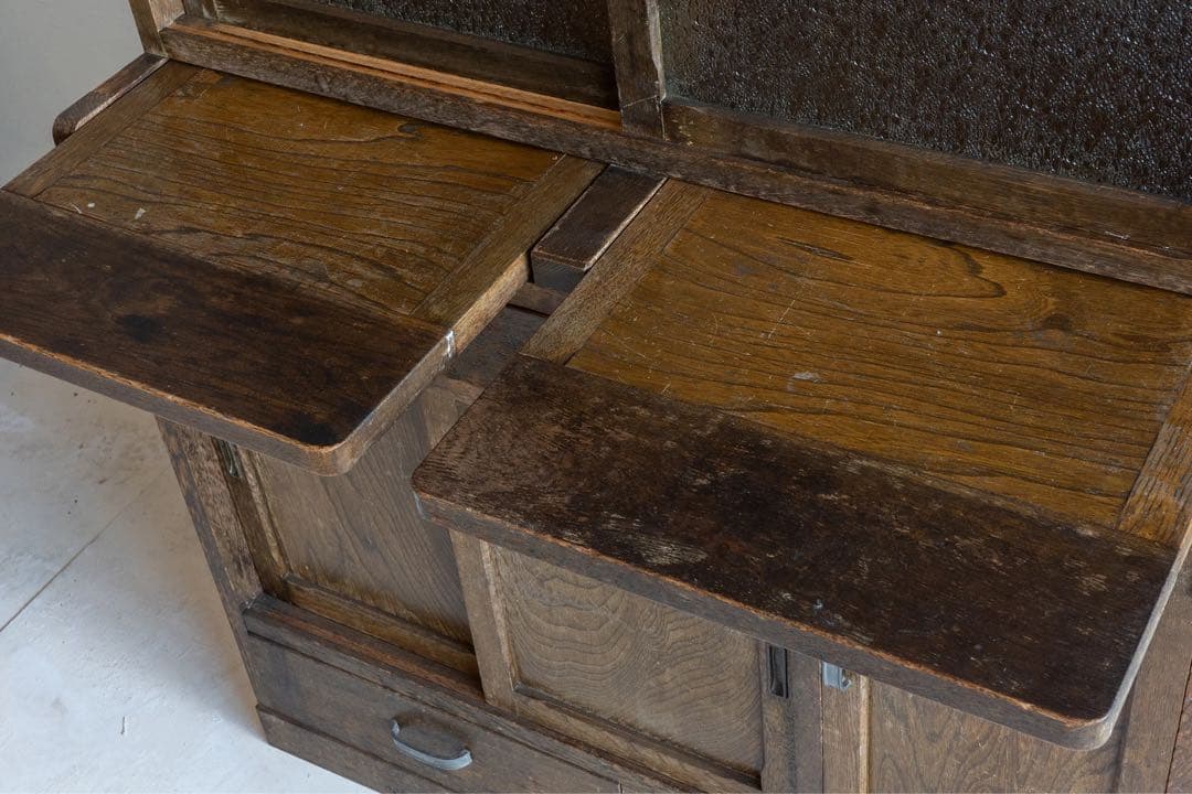 昭和レトロ 食器棚 水屋箪笥 ガラス引き戸 折り畳み天板付