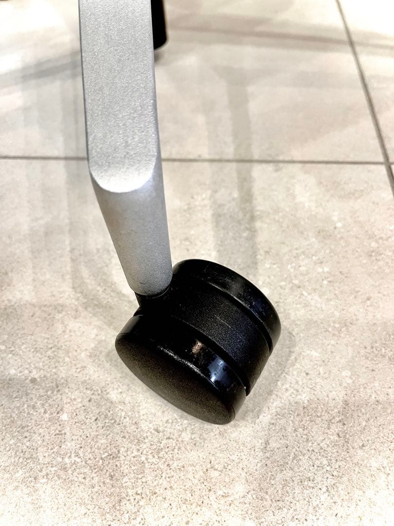 ハーマンミラー セトゥーチェア