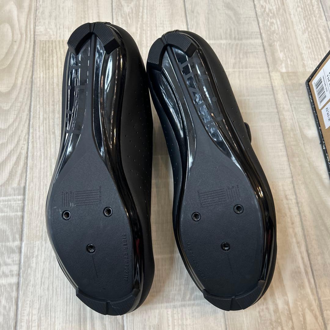 Fizikフィジーク TEMPOオーバーカーブR5 ブラック/ブラック