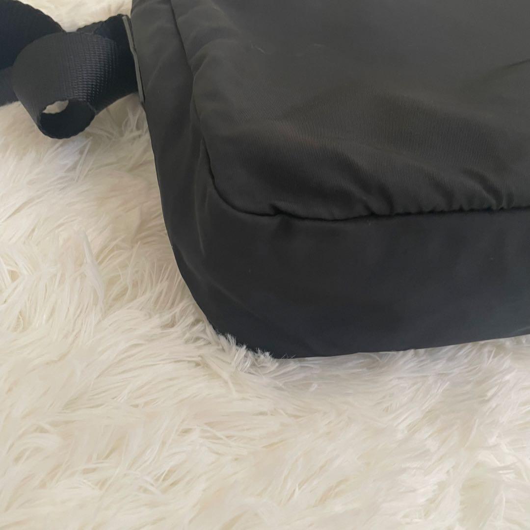 PRADA カメラバッグ テスートナイロン レザー ショルダーバッグ ブラック