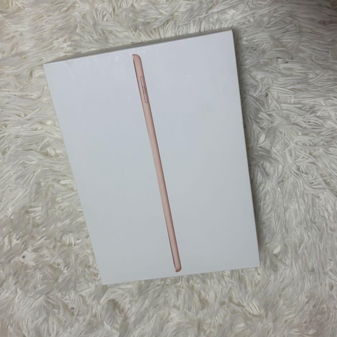 iPad本体 第6世代 91％ ケース付き WiFi＋cellular 32GB