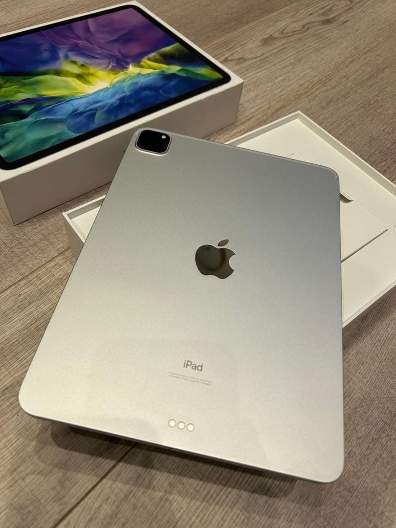 Apple Pencil付き、Apple iPad Pro シルバー 第二世代