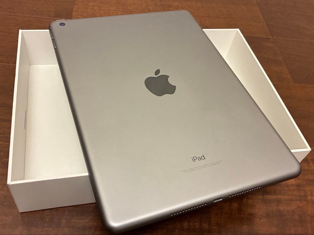 Apple MR7G2J/A iPad Wi-Fiモデル32GB スペースグレイ