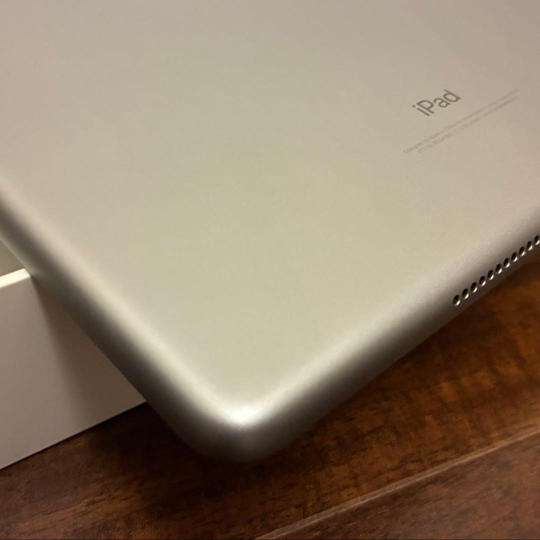 Apple MR7G2J/A iPad Wi-Fiモデル32GB スペースグレイ