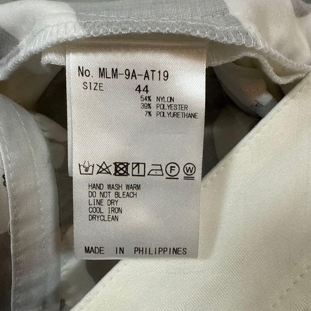 美品　MARK&LONA マークアンドロナ　ハーフパンツ44