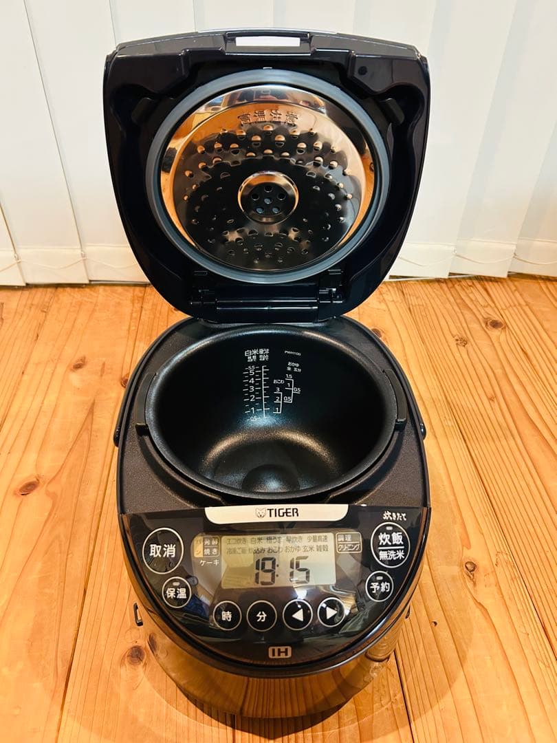 【最終値下げ】 ★美品★ TIGER IH炊飯器 ブラック 取扱説明書付き