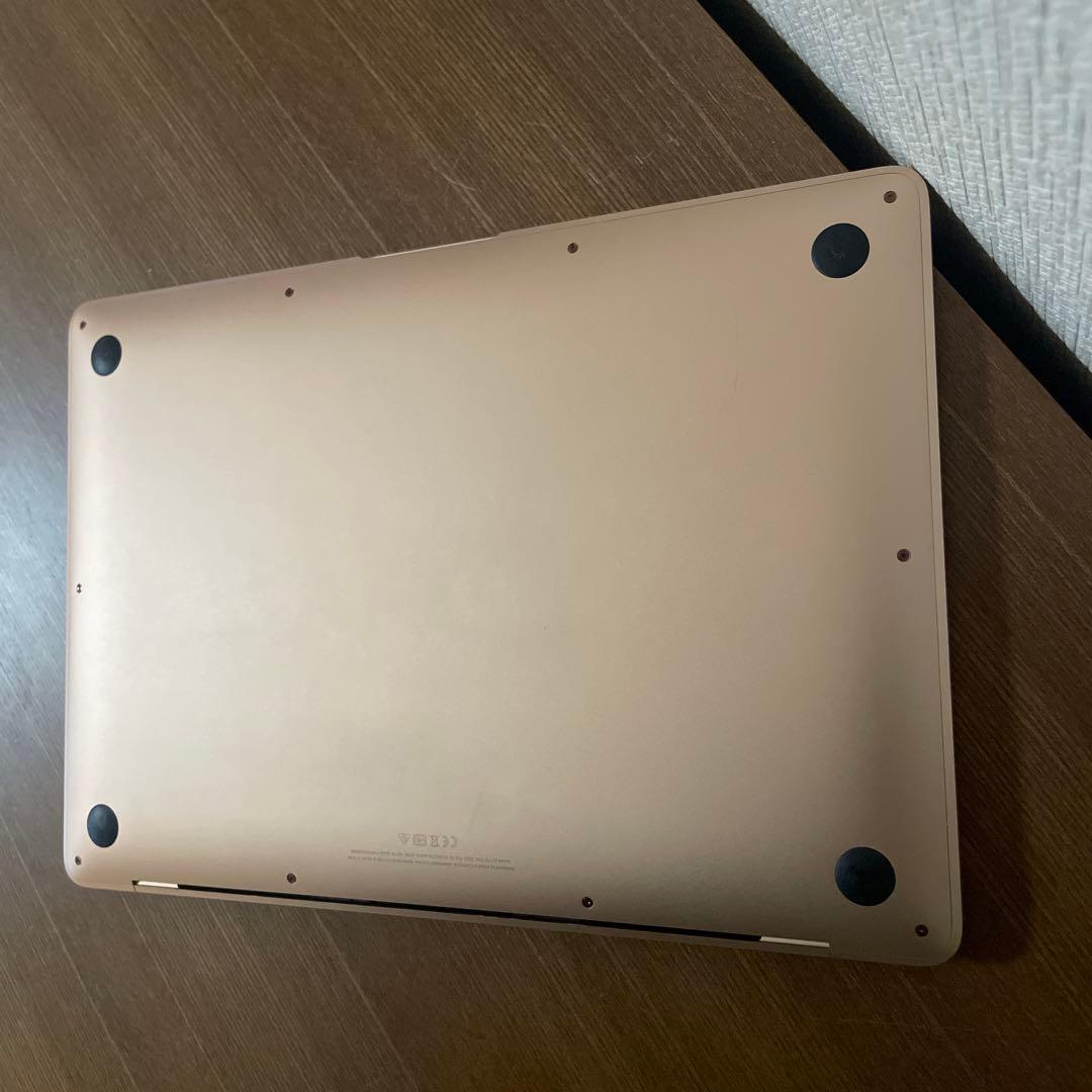 MacBook本体 MacBook Air 2020 256GB Intel Core i3 8GB