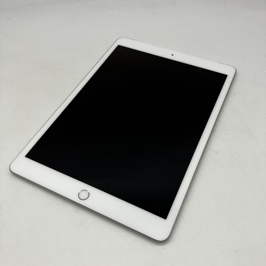 0105-01【新品同様】【使用期間2週間程度】iPad第7世代★32GB