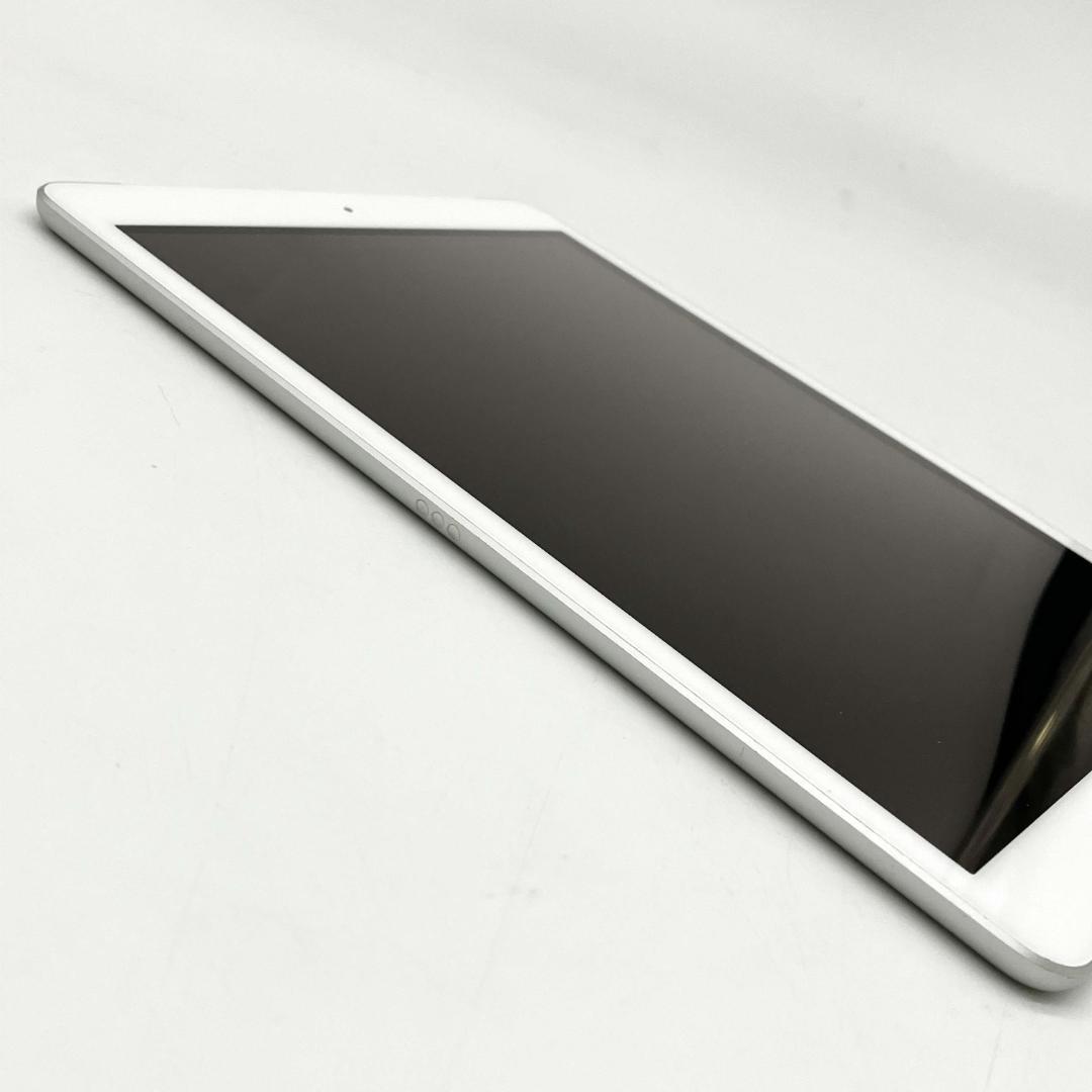 0105-01【新品同様】【使用期間2週間程度】iPad第7世代★32GB