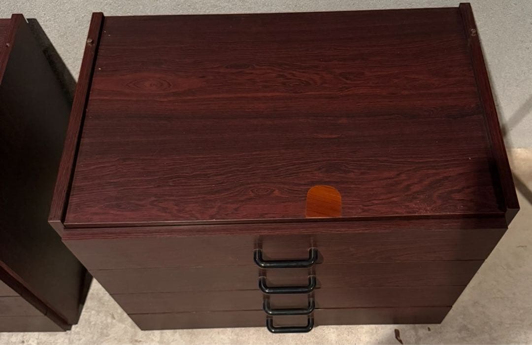 カセットテープ 収納棚　8段　上下分割　引き出し　ラック