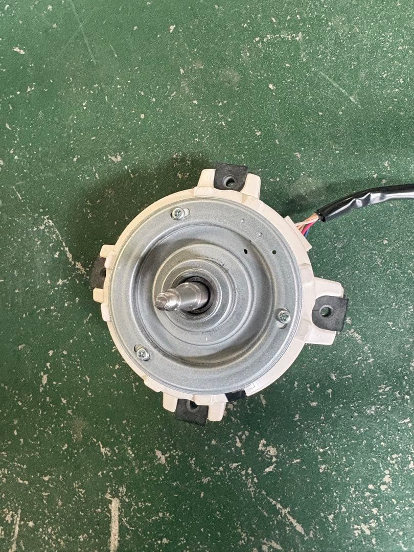 ダイキン　ファンモーター未使用