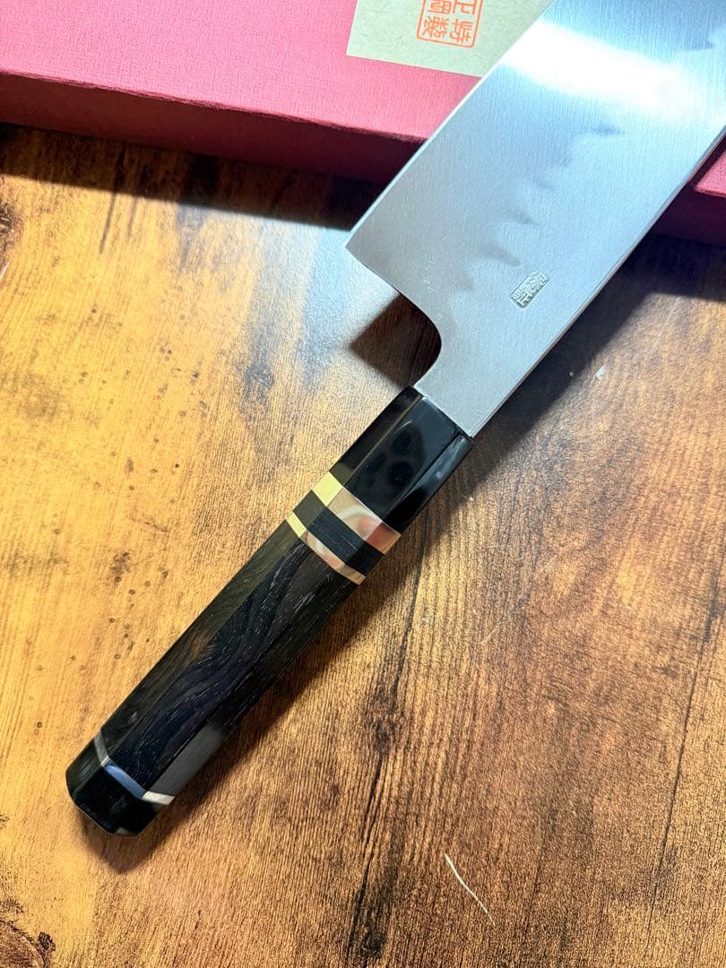 玄海正国　出刃　包丁　水本焼 8寸　鏡面　黒檀水牛八角柄