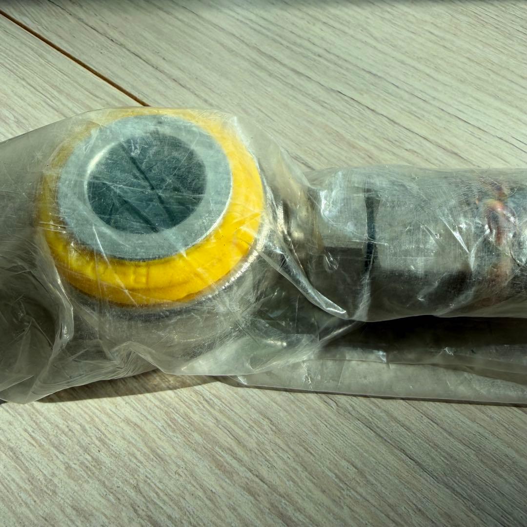 RS-R ラテラルロッド LTT007B KZH106W(ブッシュ)未開封 美品