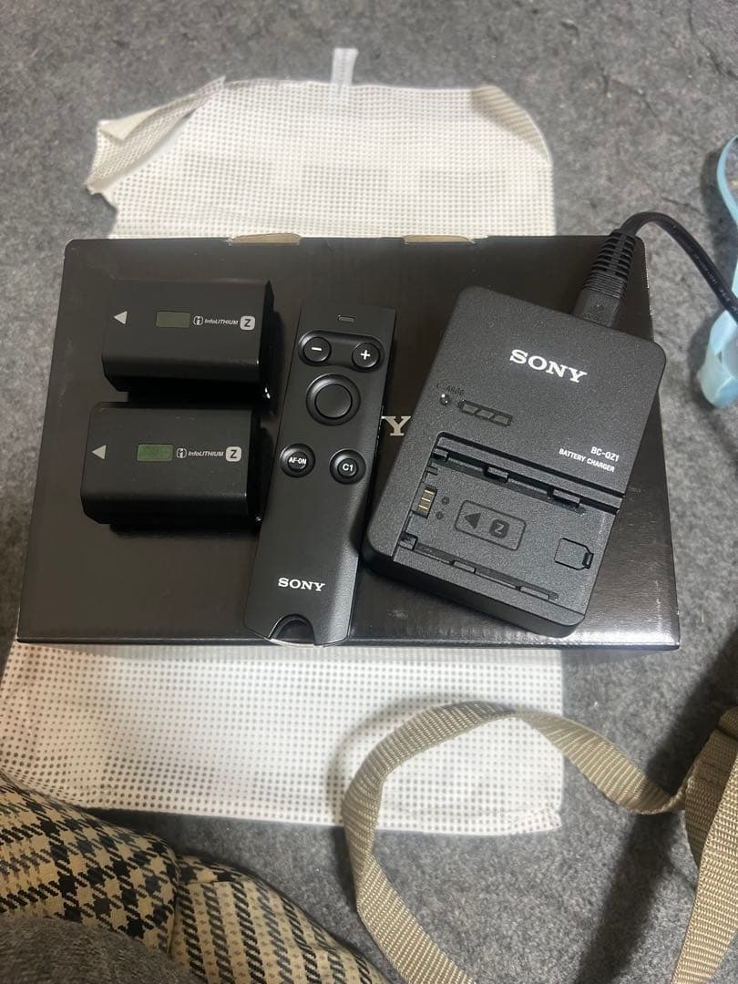 SONY α6700 高倍率ズームレンズキット単焦点レンズ