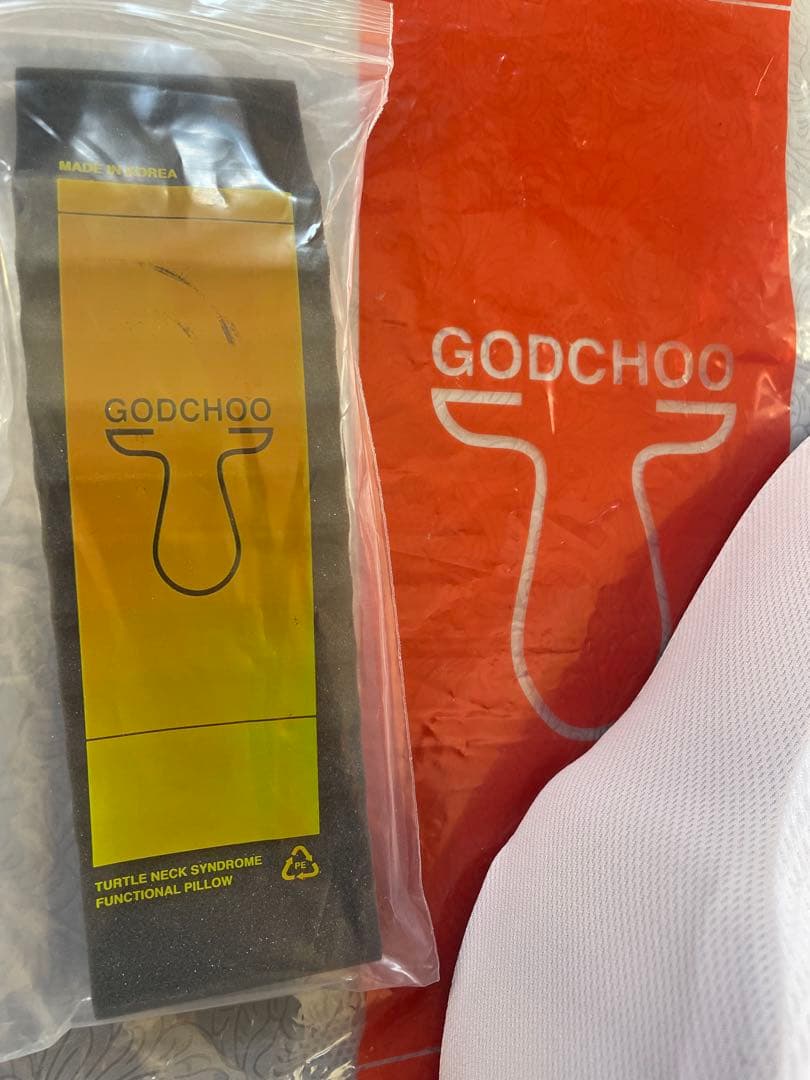 【☆姿勢改善にオススメ☆】GODCHOO PILLOW ゴッチョ背まくら