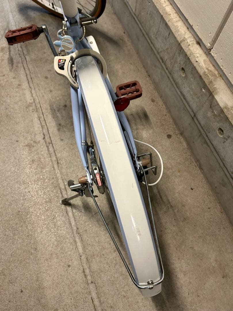 自転車22インチ 女の子 MAHALO 6段変速 【手渡し限定】