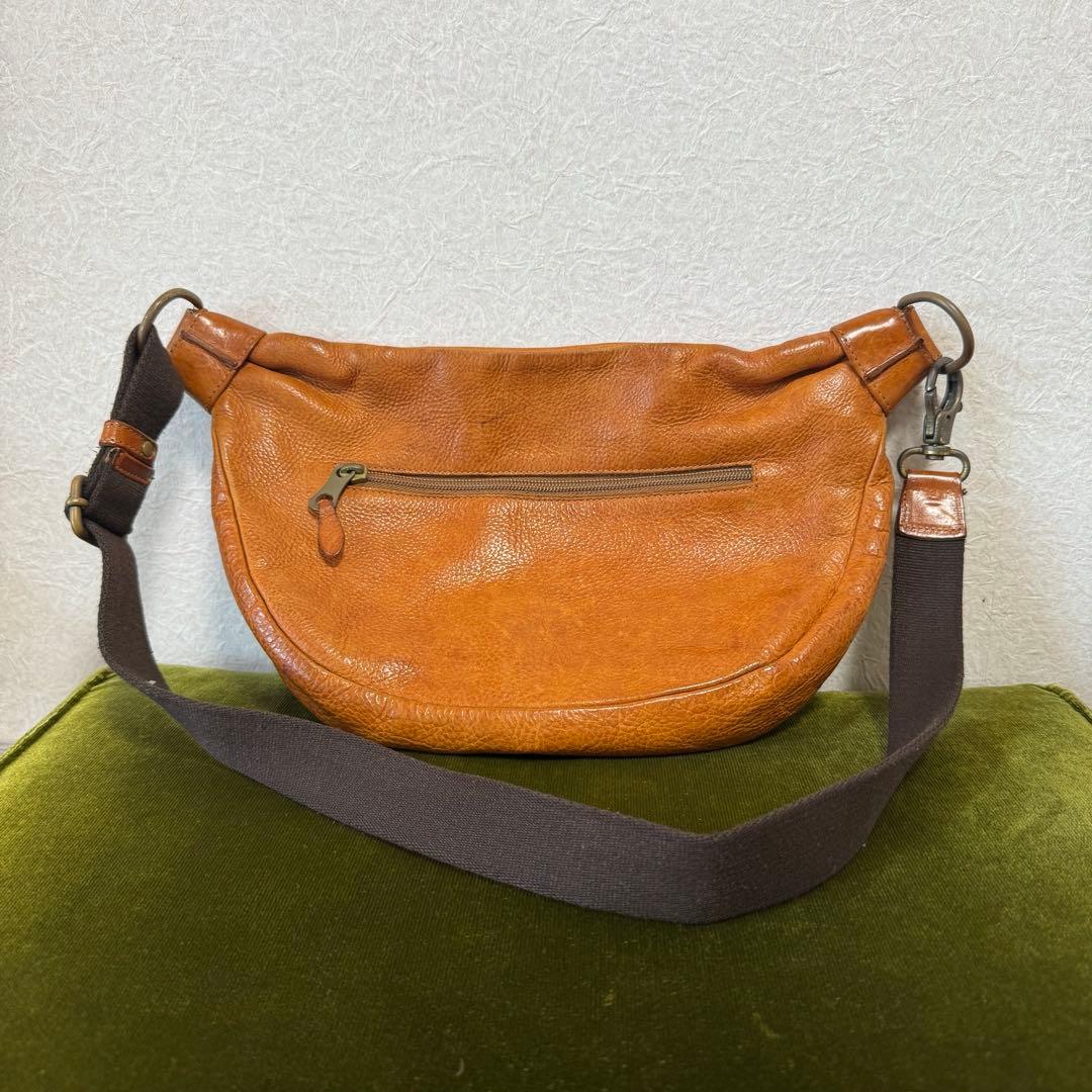 【IL BISONTE】イルビゾンテ ボディバッグ 本革