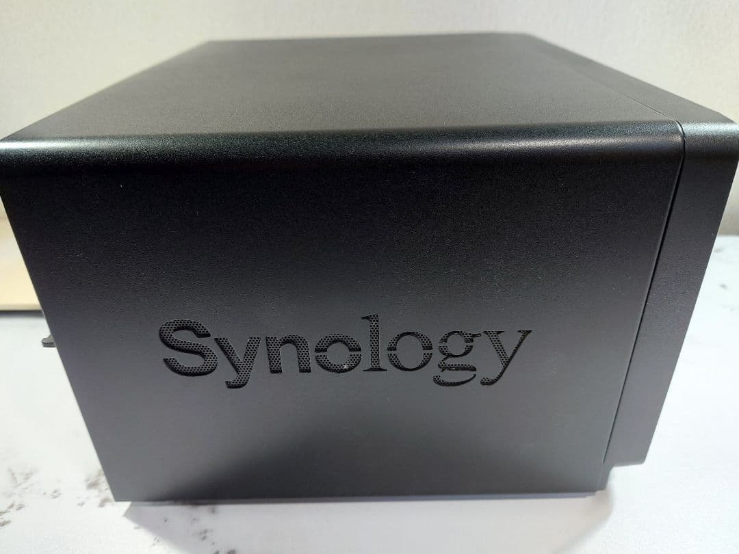 外付けハードディスク・ドライブ Synology NAS DS1621+